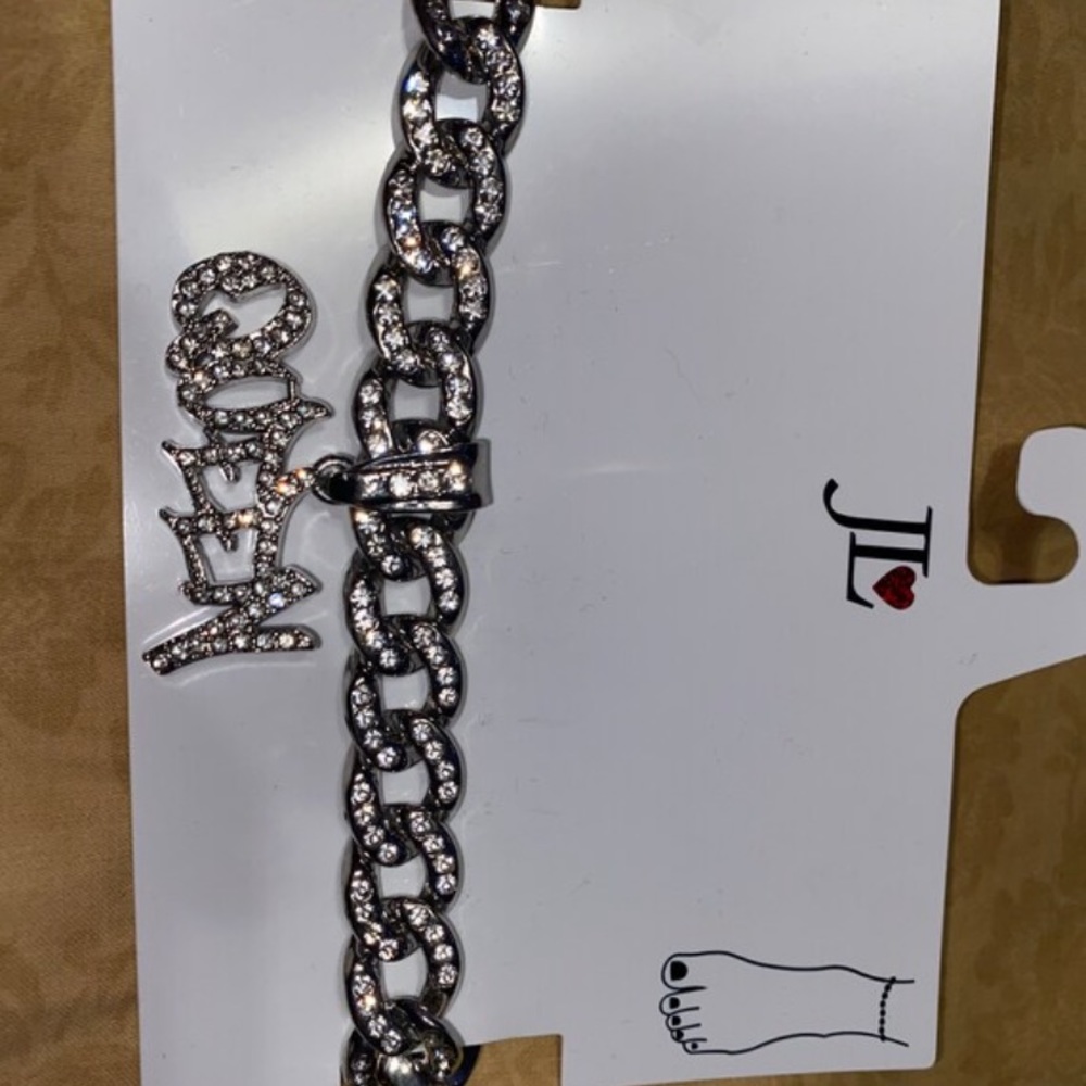 Anklet “Queen”